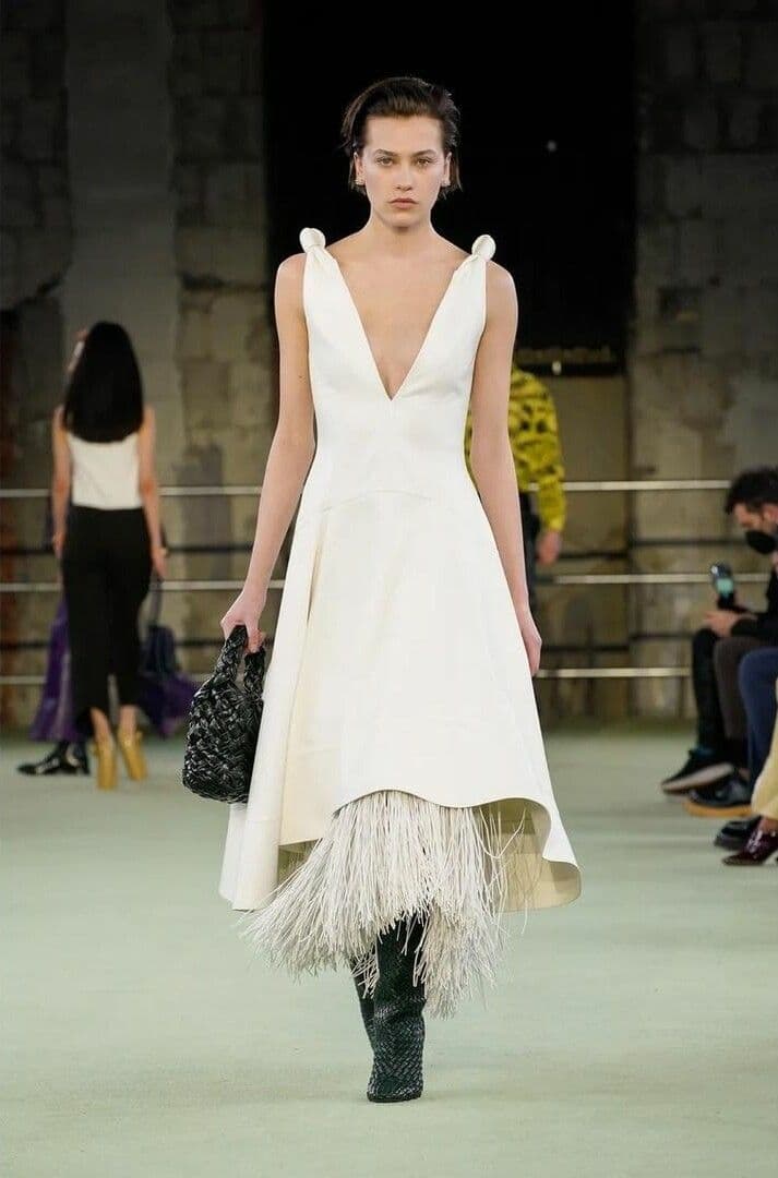 LUCIA BEKAVAC | SHOW | BOTTEGA VENETA FW 22